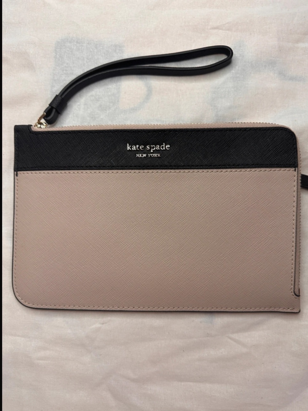 kate spade Blush Pink and Black Saffiano Wristlet NWOT